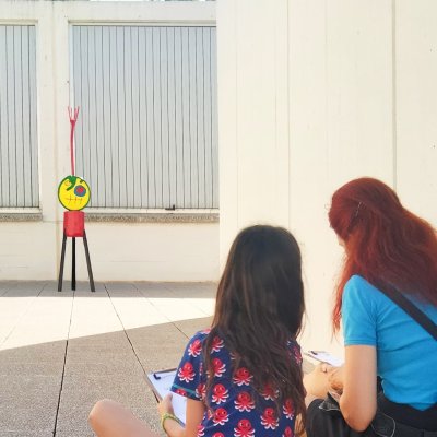 La Miró a llapis