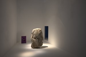 <p>Exposició Espai 13 Sala 14 Cripta, de l'artista Michael Kleine dins el cicle<br />
d'Espai 13 Cicle de les 18.12 a les 17.48 comissariat per Alex Alonso.&nbsp;Foto<br />
Roberto Ruiz</p>