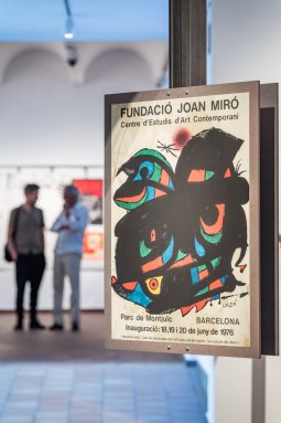 <p>Exposició La poesia tot just ha començat. Fundació Joan Miró, Barcelona. © Fundació Joan Miró. Foto de Pep Herrero</p>